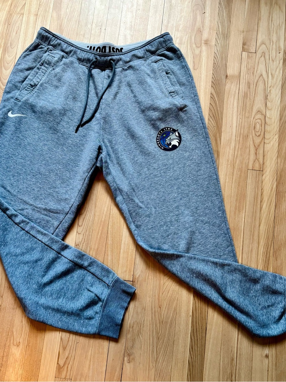 Nike Women’s Gray Sweatpants with MN Lynx Logo